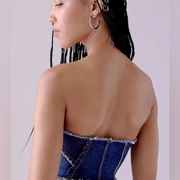 Urban Outfitters Moni Bustier Top - Picture 2 of 2